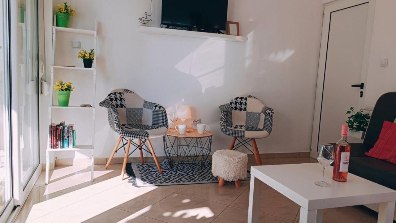 Beach Apartment With Beach Chairs N.1 Утьеха Экстерьер фото