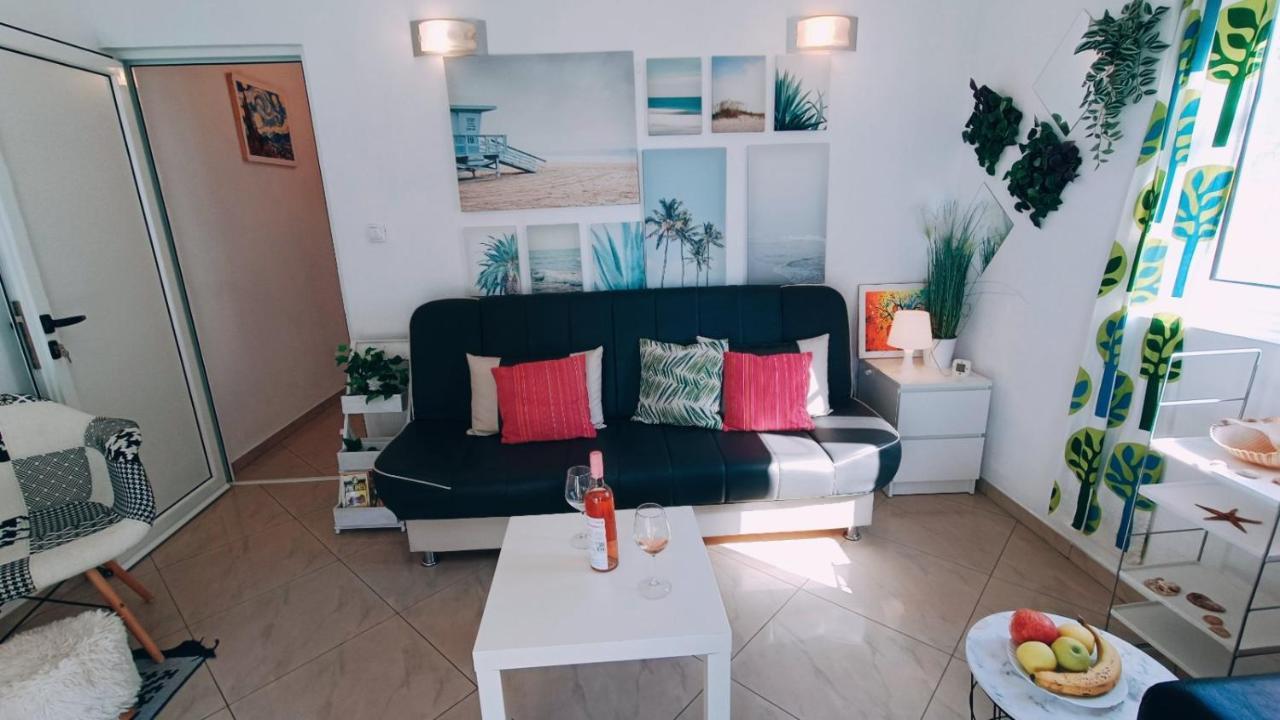 Beach Apartment With Beach Chairs N.1 Утьеха Экстерьер фото